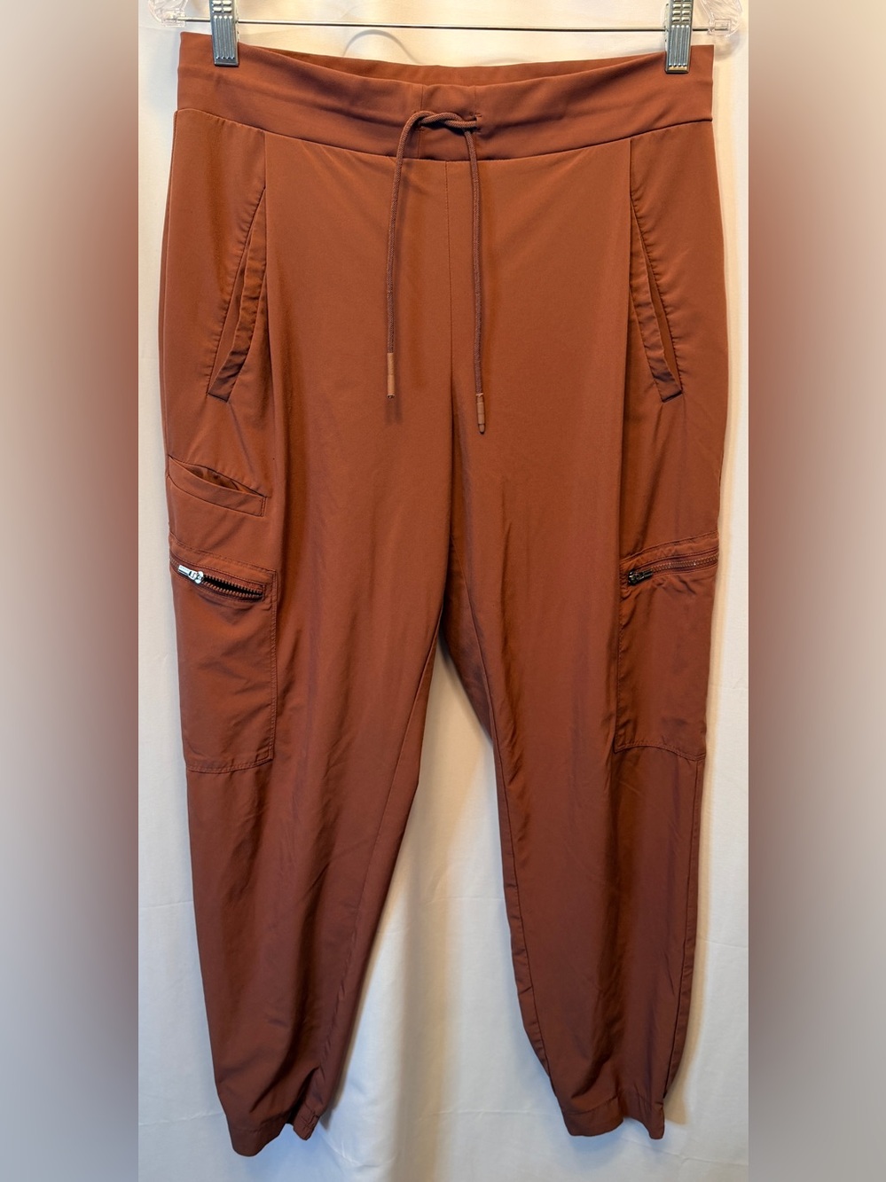 Athleta Venture Go Far Cargo Jogger Pants Size 8 Zip Pockets Rust Brown 30x28